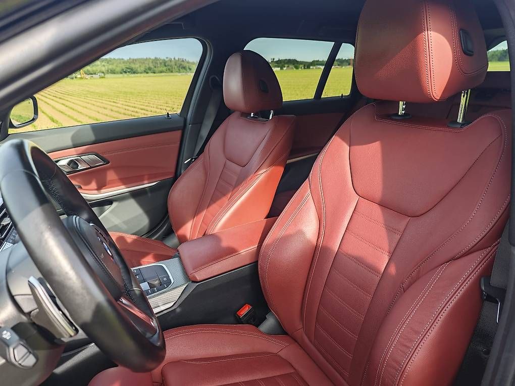 BMW Automobili: BMW 330e xTouring Hybrid M Paket – Usato da Dietlikon venduto da rotshalimar 7