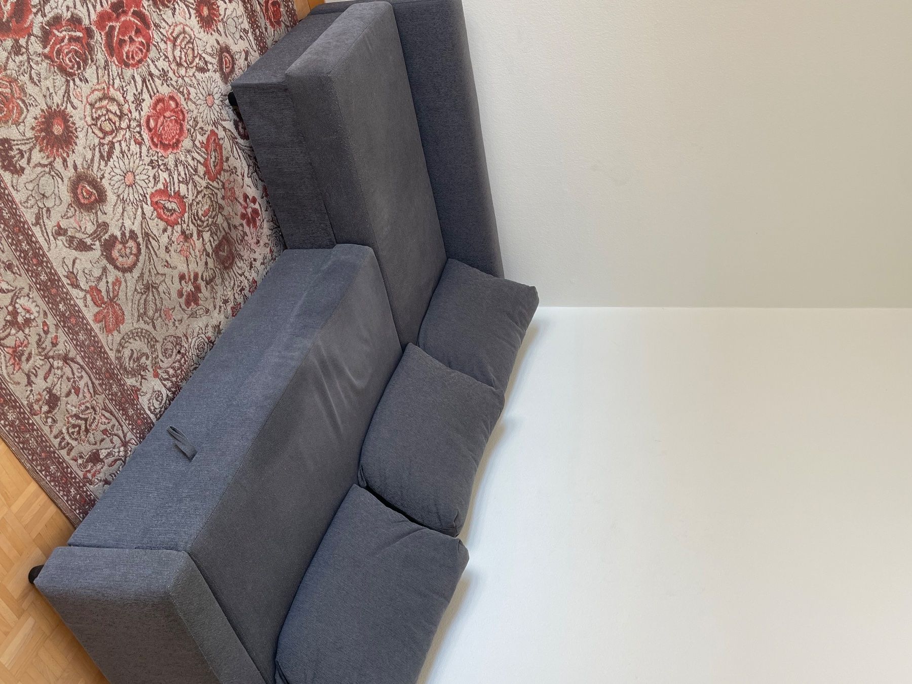 Ikea Sofas: Ecksofa grau mit Schlaffunktion – D'occasion à Zürich par Cor_jrk6
