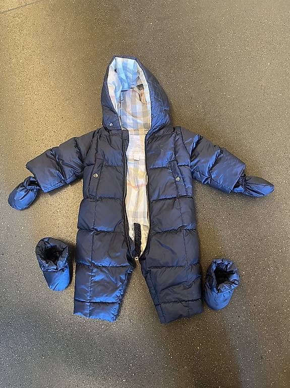 Burberry Babyanzüge: Burberry Baby Schneeanzug – Gebraucht aus Baden von LauraMosi