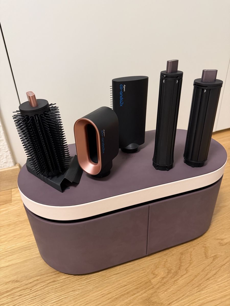 Dyson Asciugacapelli: Dyson airwrap co-anda 2x accessoires – Nuovo (secondo la descrizione) da Meyrin venduto da SA_3006