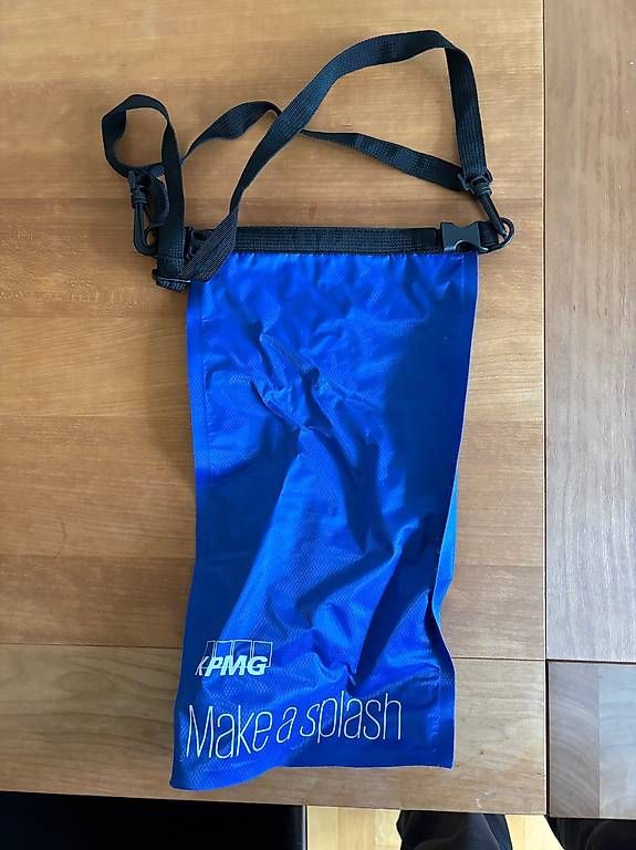 Borse: KPMG Dry Bag fürs Wasser – Usato da Zürich venduto da James_Kr