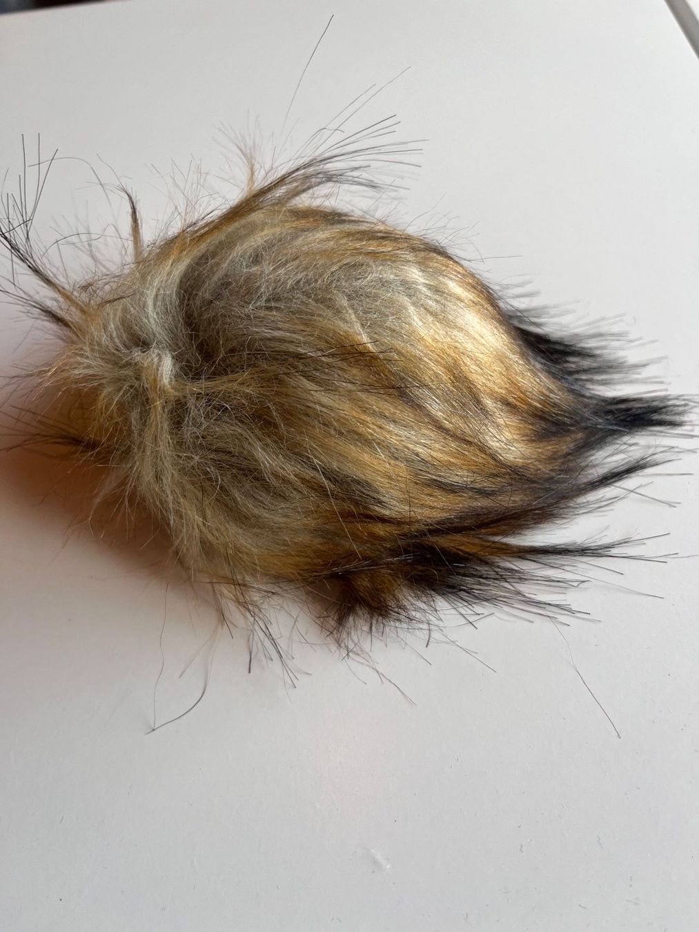 Pro Lana Wolle: Kunstfell Pompon Pro Lana – Gebraucht aus Büsserach von bor_s88m 1