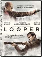 Looper (Bruce Willis, Emily Blunt)