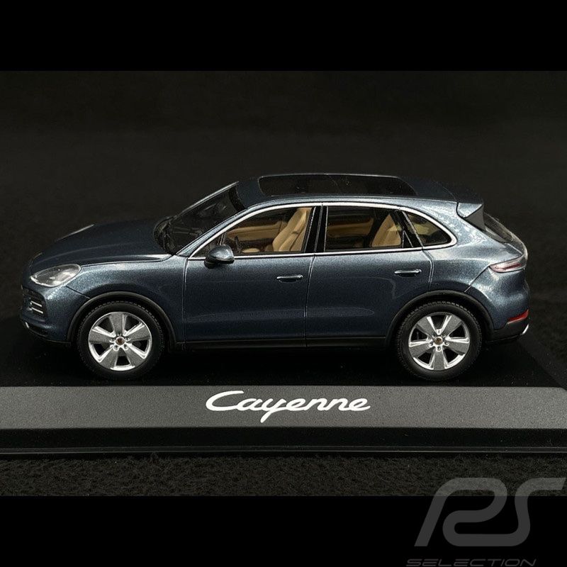 Porsche Modellautos: Porsche Cayenne 2017 1:43 Modellauto Minichamps – Neu und originalverpackt aus Bonstetten von Rocco02 1