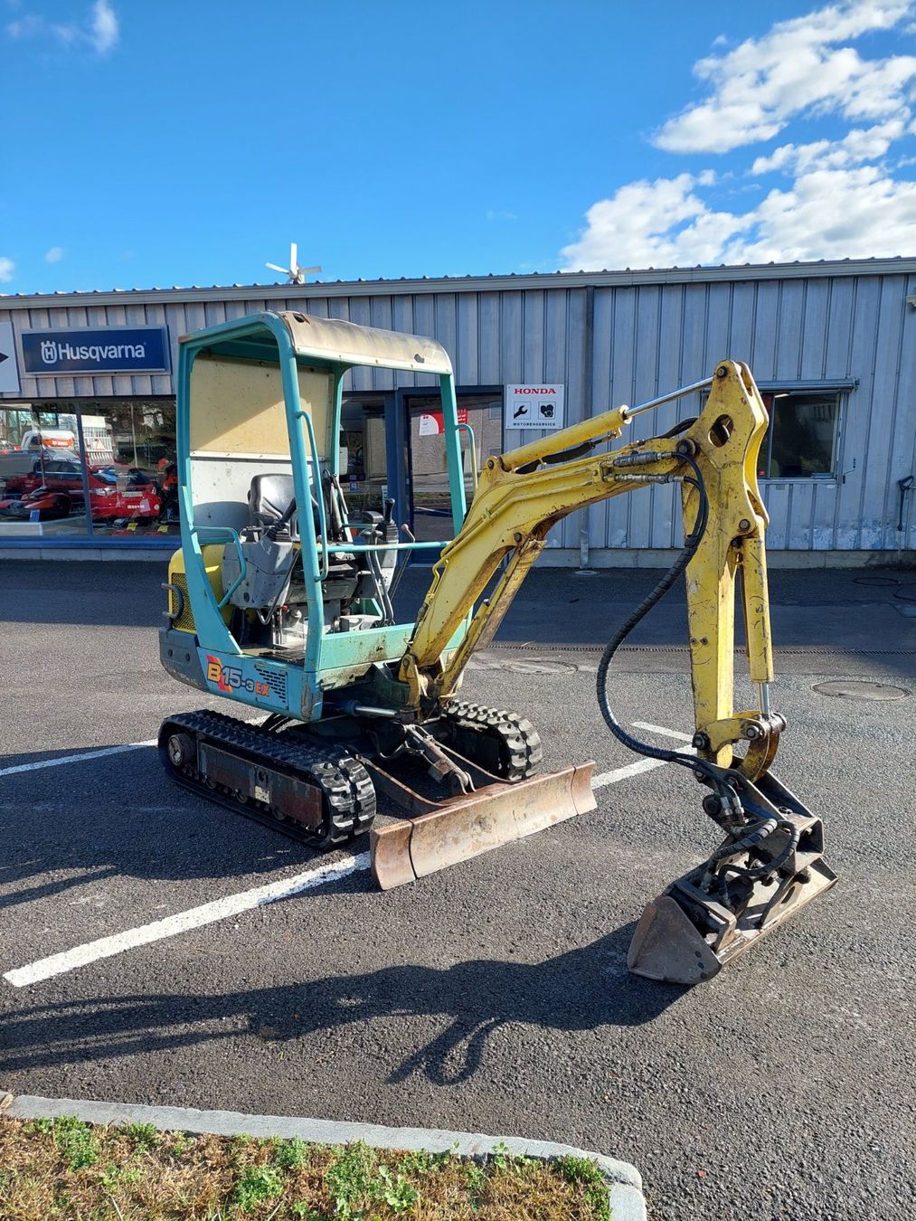 Yanmar Escavatori: Yanmar B15-3 – Usato da Gams venduto da stoeckligams 1