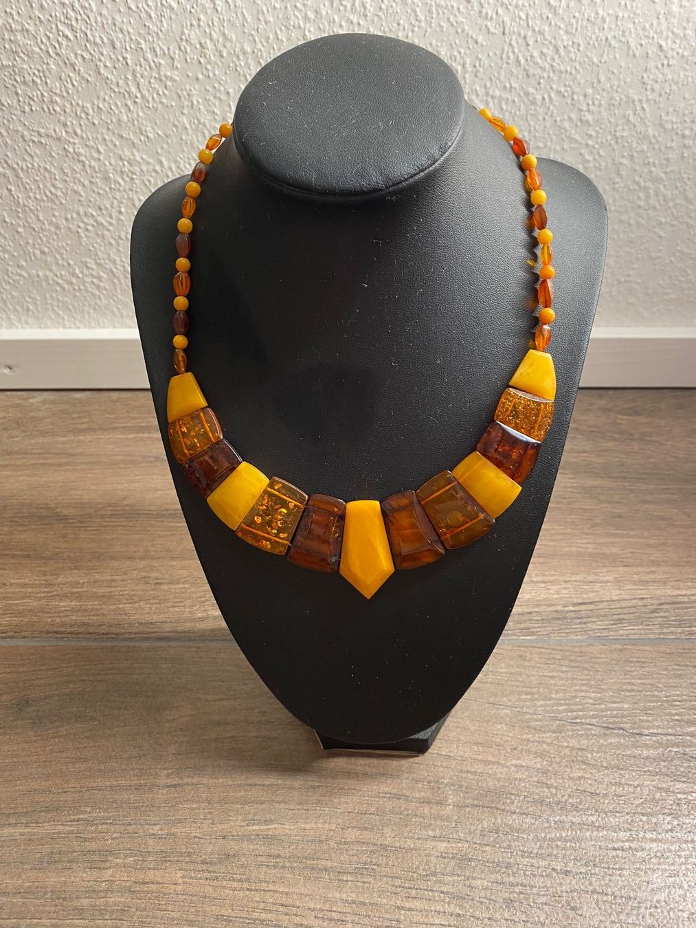 Catenine: Bernstein Halskette Collier Multicolor flach – Usato da Pratteln venduto da a23_j2gs