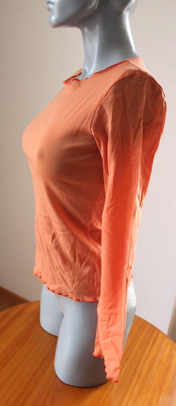 T-Shirts: Lachsfarbenes Oberteil, verm. S/M. – Gebraucht aus Locarno von madame-tus-sauds 2