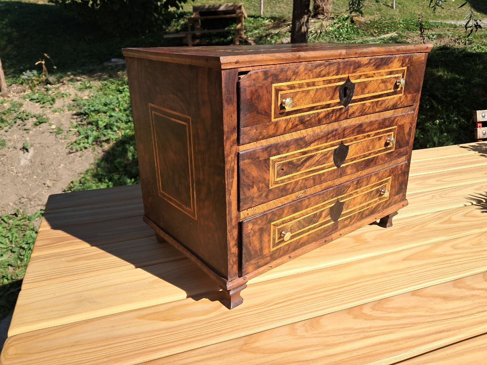 Cassettiere: Modellkommode / Schmuckkästchen Antik – Usato da Hundwil venduto da anou00
