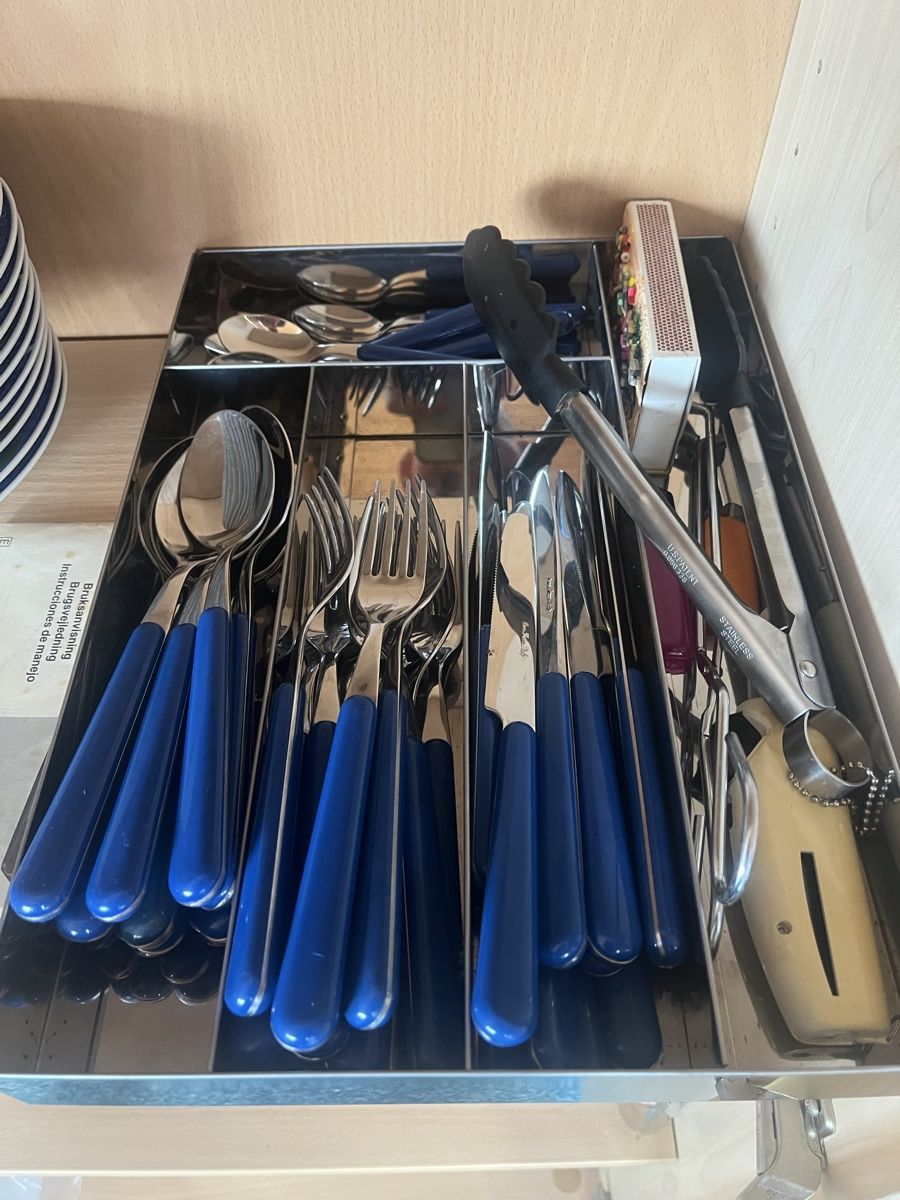 Cuisines complètes: Gläser und Besteck – D'occasion à Zufikon par gia_ld5b 3