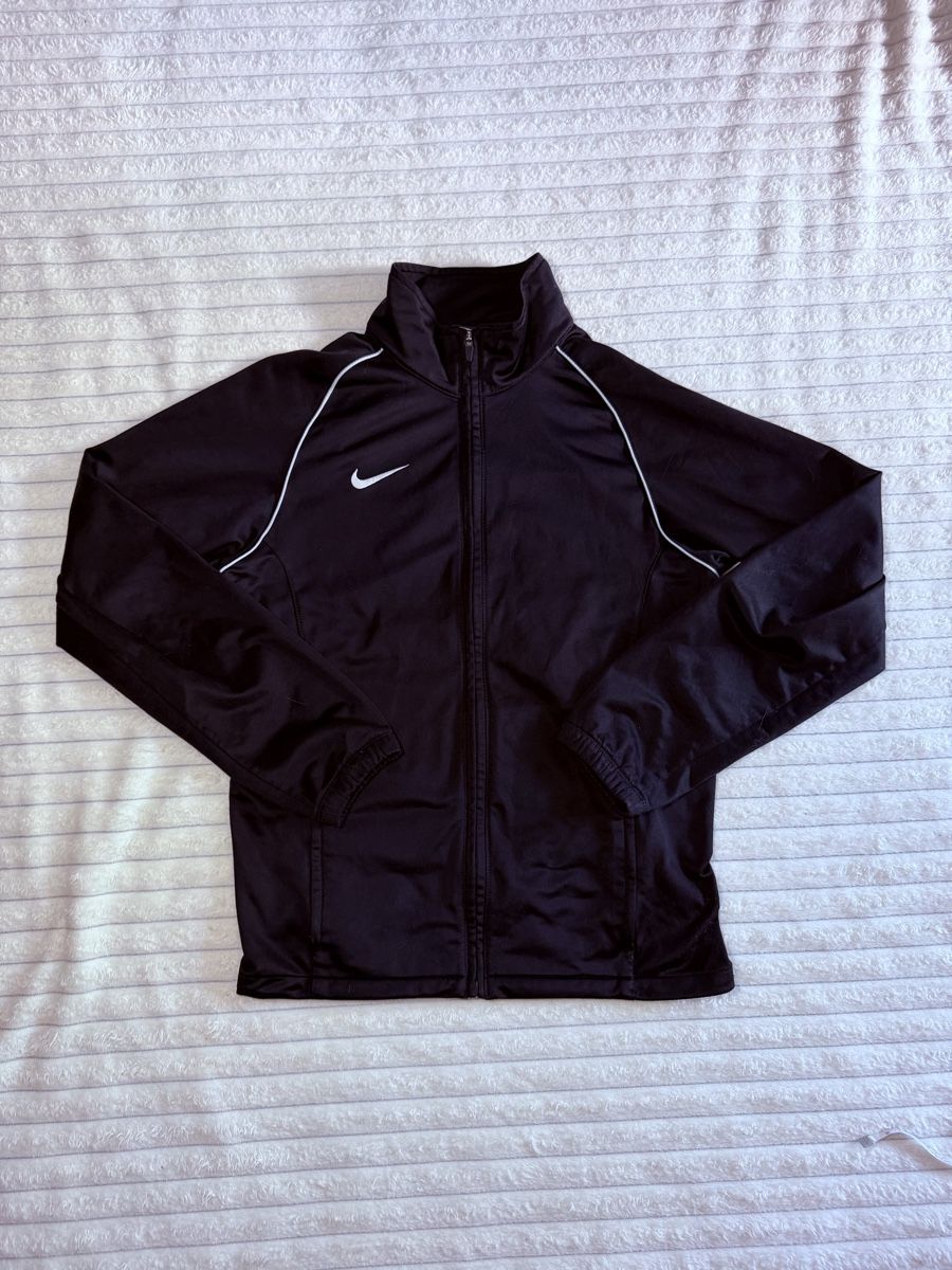 Nike Giacche: Nike Trainingsjacke S  – Nuovo (secondo la descrizione) da Vionnaz venduto da b_f_d_r_g