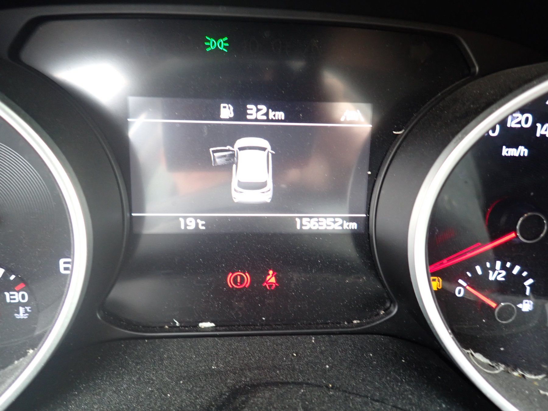 Kia Autos: Kia Ceed SW 1.6CRDI – Gebraucht aus Fribourg von OFAIL 6