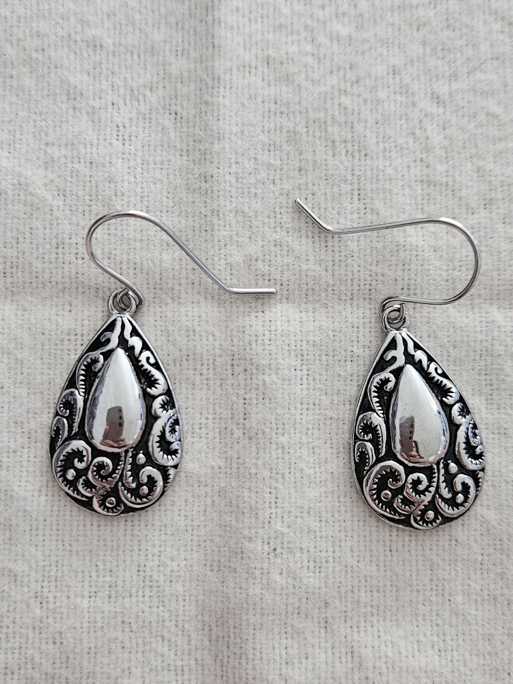 Boucles d'oreille: Ohrringe Tropfen Form – D'occasion à Bern par Sabulise