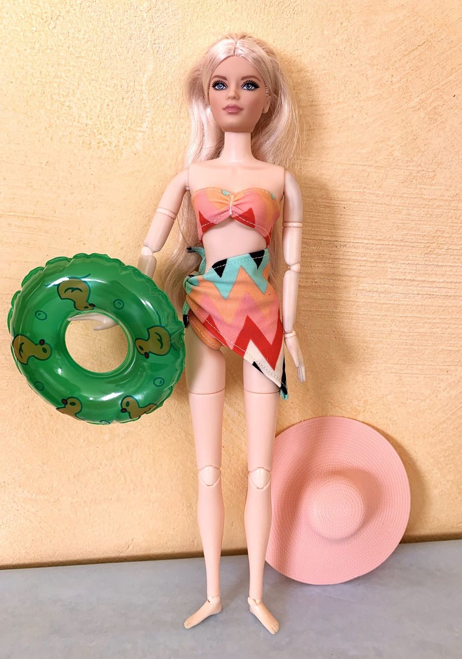 Puppen: BARBIE-STRAND-OUTFIT   **NEU** – Neu (gemäss Beschreibung) aus Starrkirch-Wil von Evelyne222