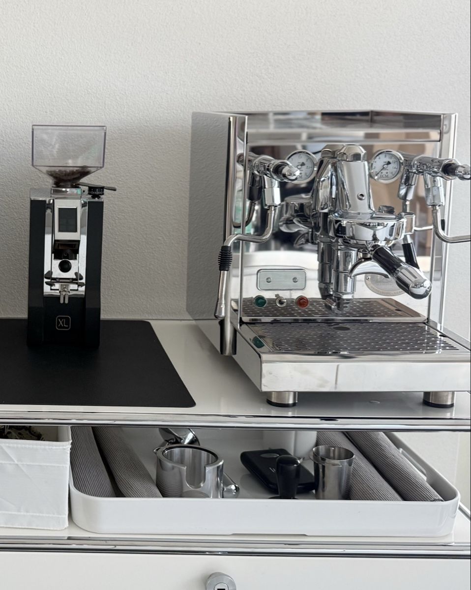 ECM Manufacture Machines à café & Machines à expresso: ECM Technika V mit Eureka Mignon XL Mühle – D'occasion à Altendorf par Gianto