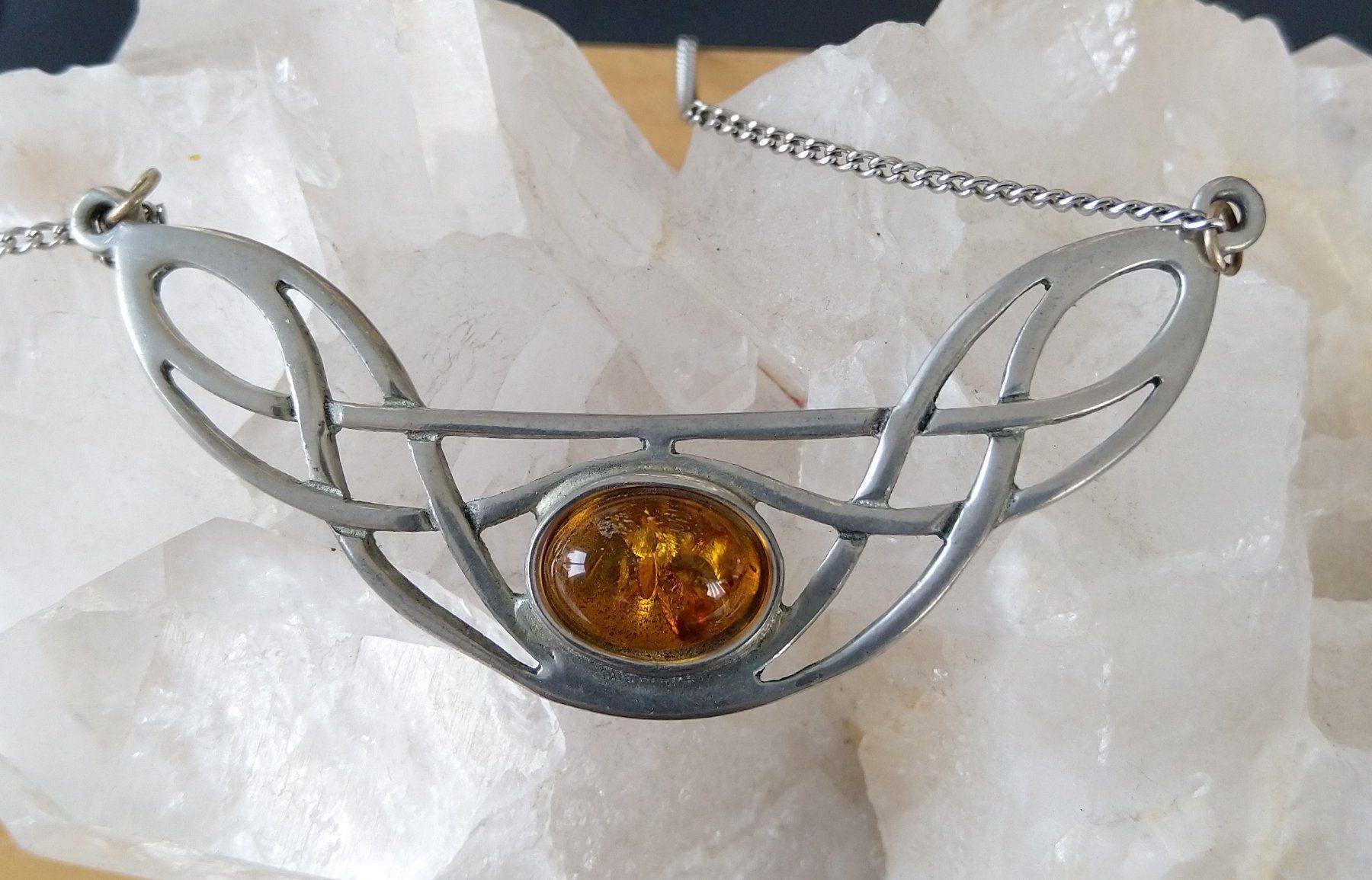 Catenine: ST. JUSTIN HALS KETTE MIT ANHÄNGER – Usato da Romanshorn venduto da BoutiqueA