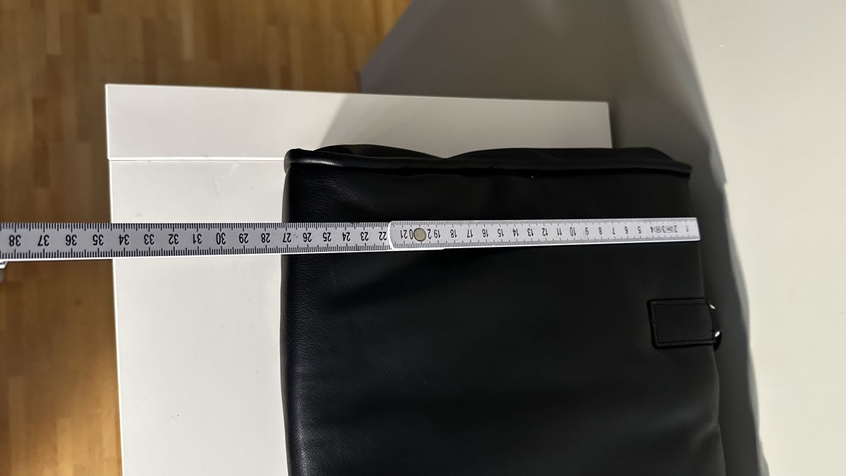 Taschen für Damen: Schwarze Handtasche mit Kette, neuwertig! – Neu (gemäss Beschreibung) aus Winterthur von -BeHappy24- 7