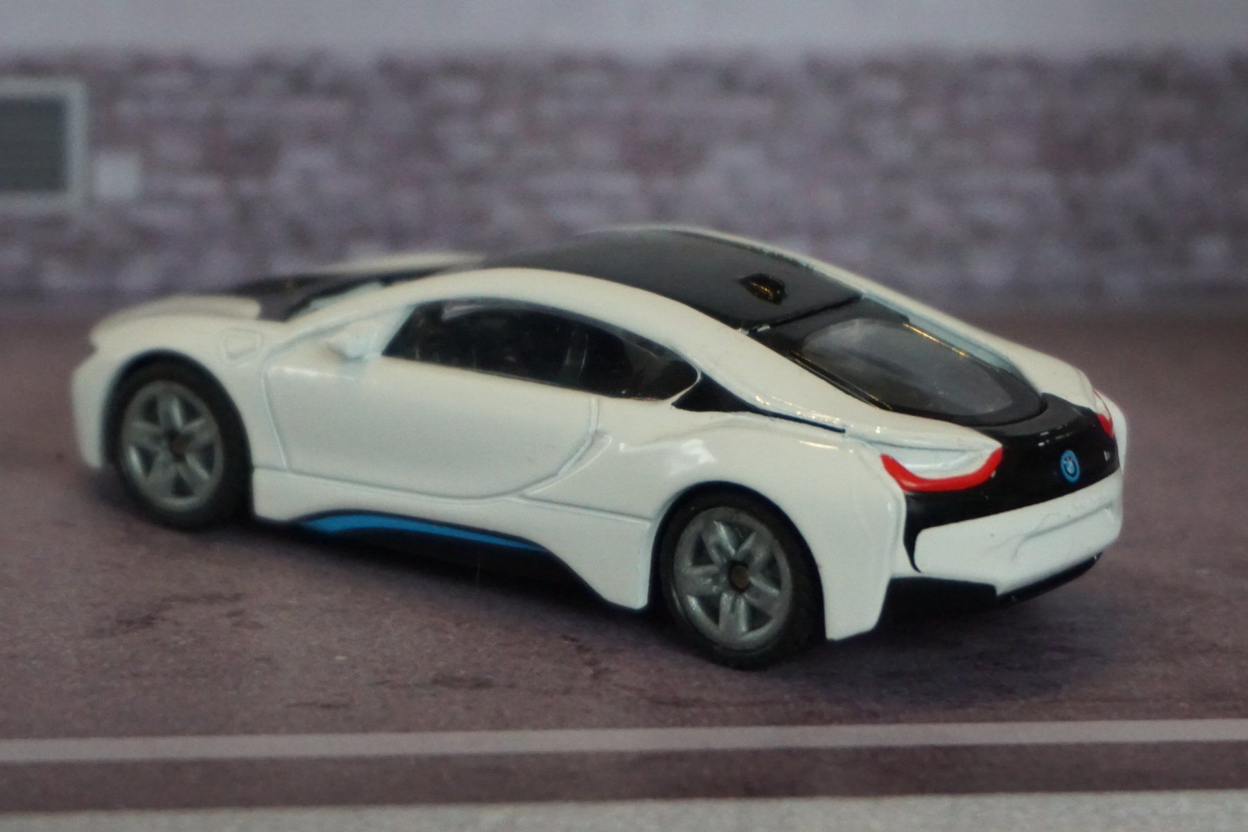 Siku Modellini d'auto: Siku BMW i8 TOP !!!!!!!!!! – Usato da Reiden venduto da Doppeldecker69 1