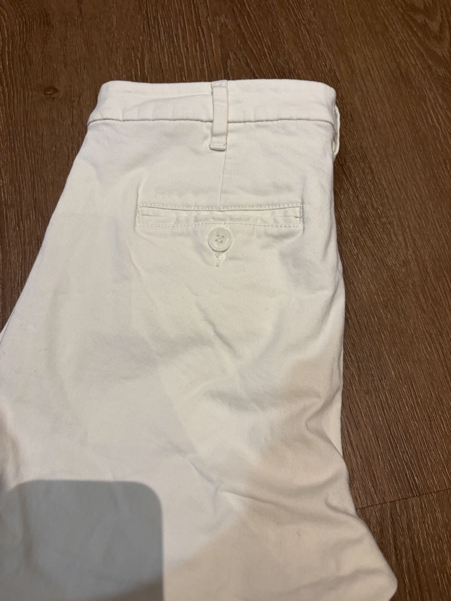 Sisley Pantaloni: Pantalon Sisley blanc  – Usato da Puidoux venduto da shi_rgk7 4