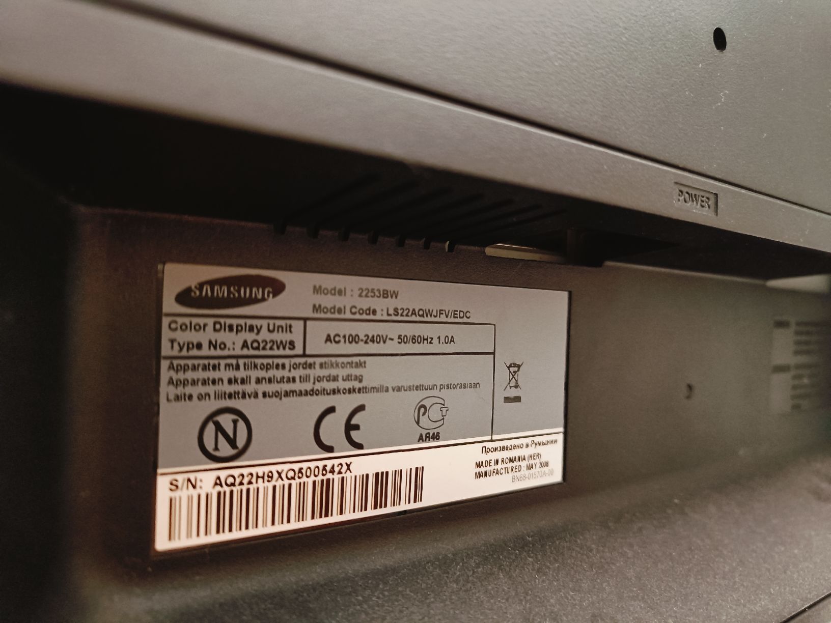 Samsung Monitor: Bildschirm – Usato da Zürich venduto da nin_6b6w 2