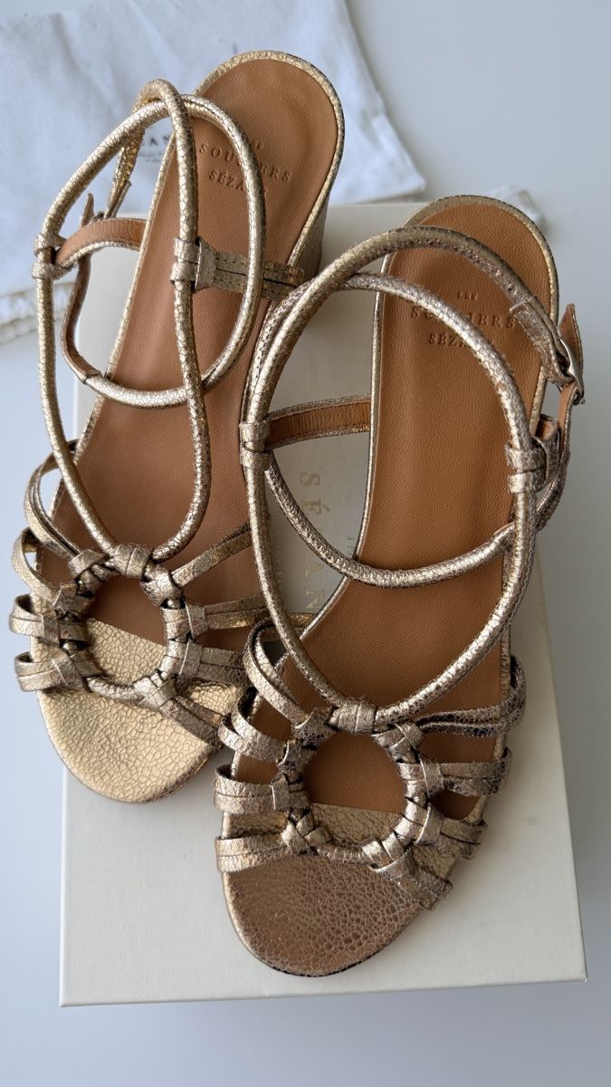 Sezane Scarpe da donna: Sézane Gloria Sandale 38 Smooth Gold – Nuovo (secondo la descrizione) da Wallisellen venduto da kar_gv8n 3