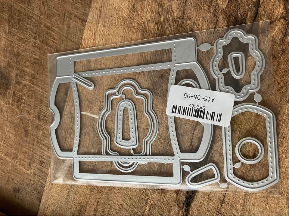 Sciablone: Neue  Stanzschablone kleines Schächteli, Box  NEU – Nuovo e nell'imballaggio originale da Effretikon venduto da wenuss 1