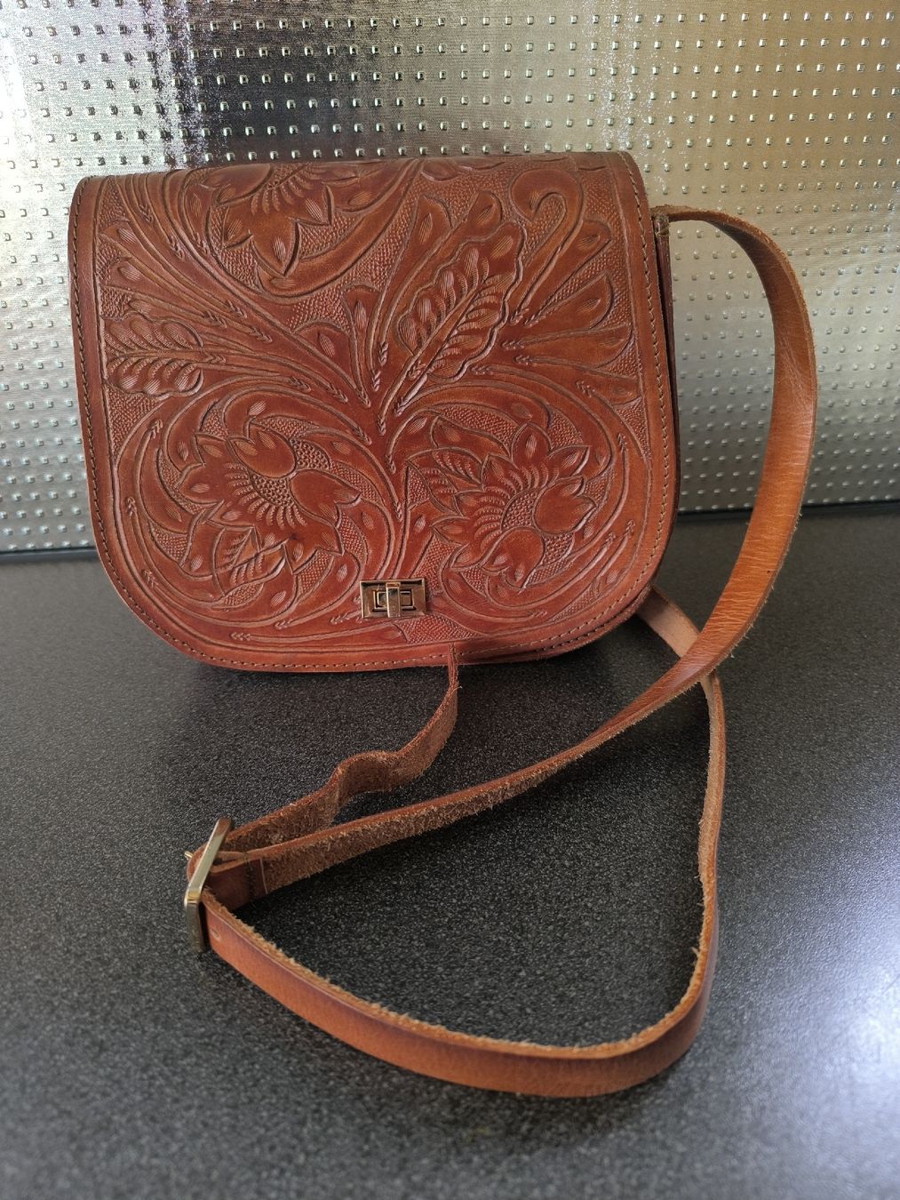 Borse da donna: Ledertasche mit Blumenprägung,Leder – Usato da Schaffhausen venduto da gab_v5qf 6