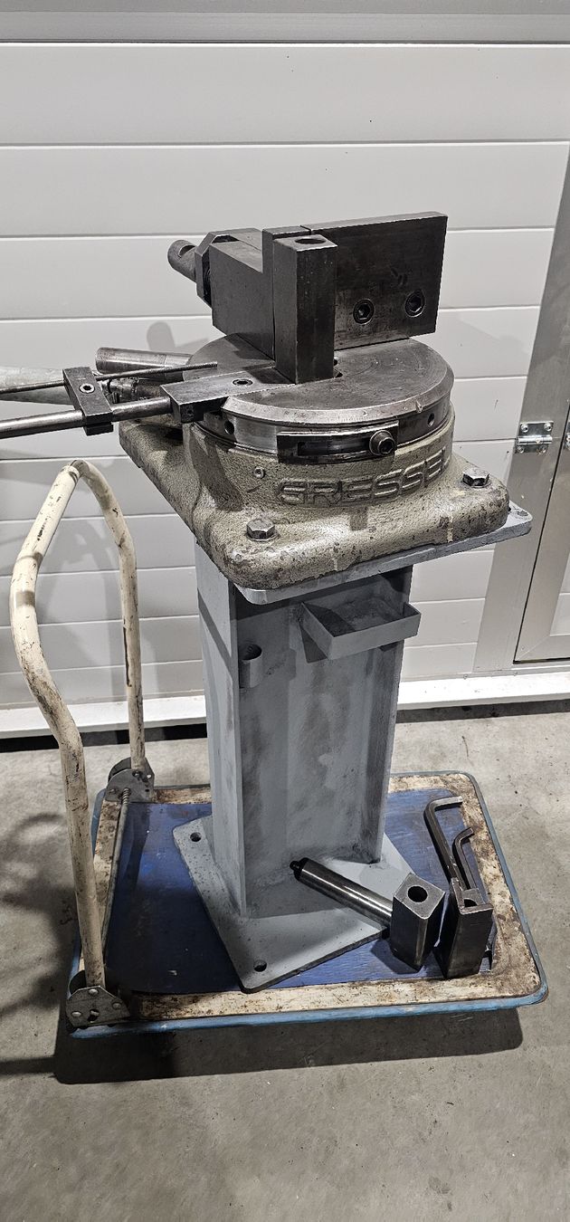 Tutte le macchine: Gressel HB25 Biegemaschine – Usato da Emmenbrücke venduto da inf_l8yf 6