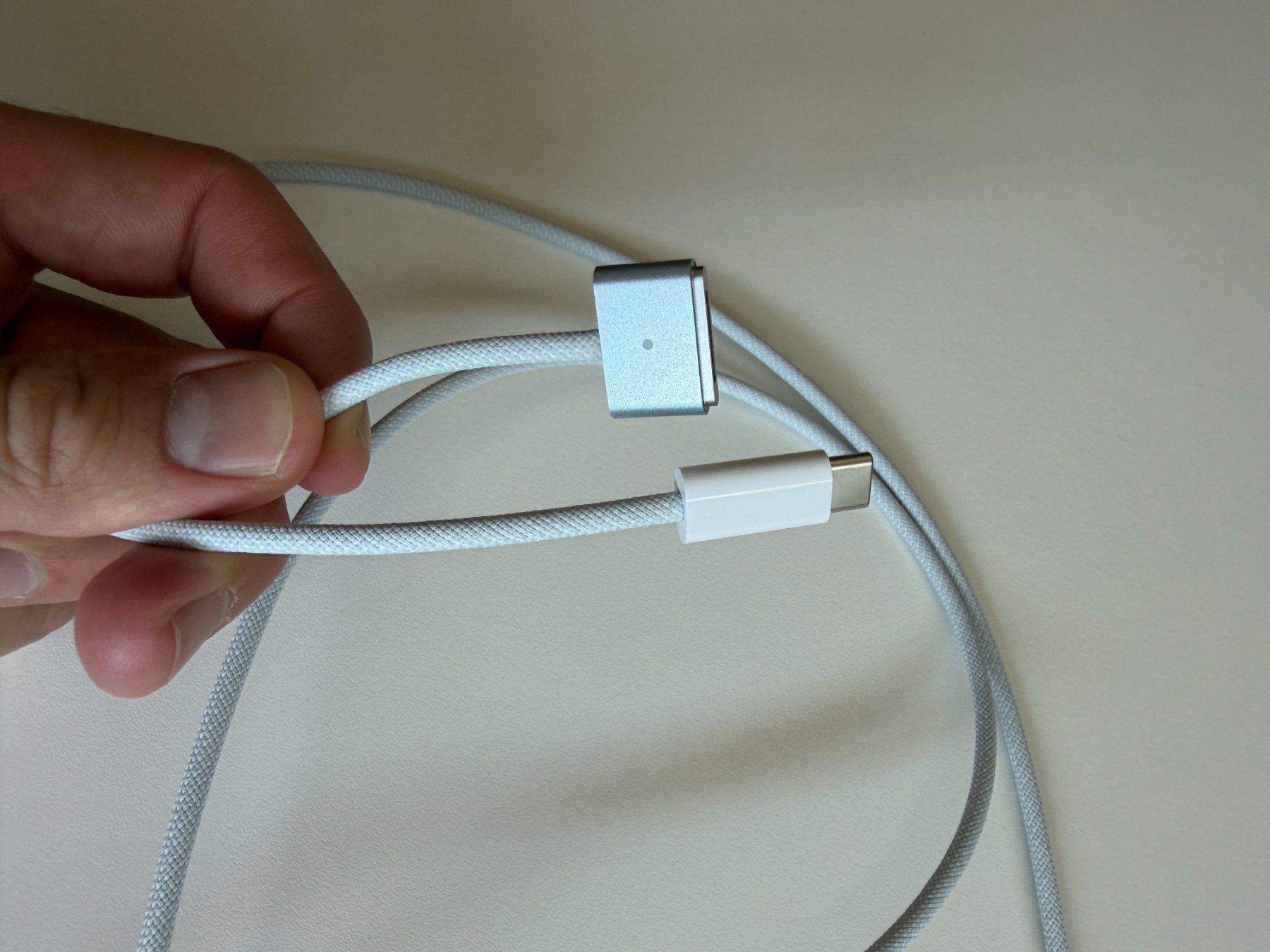 Apple Kabel: Original Apple MagSafe charging cable – Neu (gemäss Beschreibung) aus Zürich von JulesZHW 1
