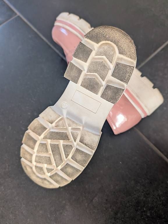 Chaussures filles: Halbschuhe Grösse 33 – D'occasion à Effretikon par sar_x7yl 2