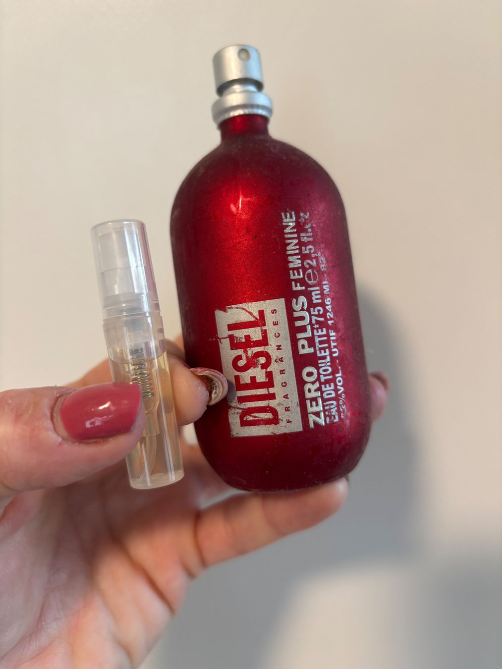 Diesel Parfum & Eau de Toilette: Zero Plus Feminine Diesel - EDP - Duftprobe 2ML, Eingestellt – Gebraucht aus Zürich von deruja