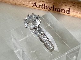 Zirkonia Solitär Ring 925 elegante- Klassiker mit Besatz G54