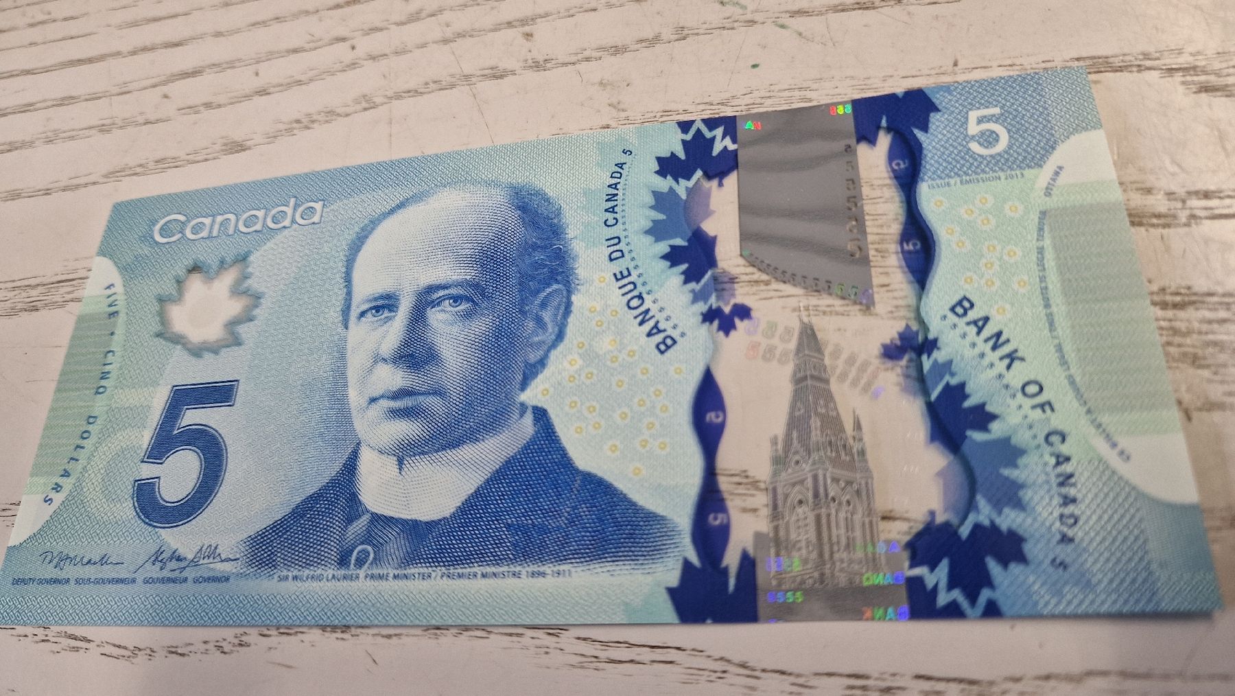 Billets de banque: 5 CAD Note Canada Banknote  – Neuf avec emballage d'origine à Herisau par Antiques.AR