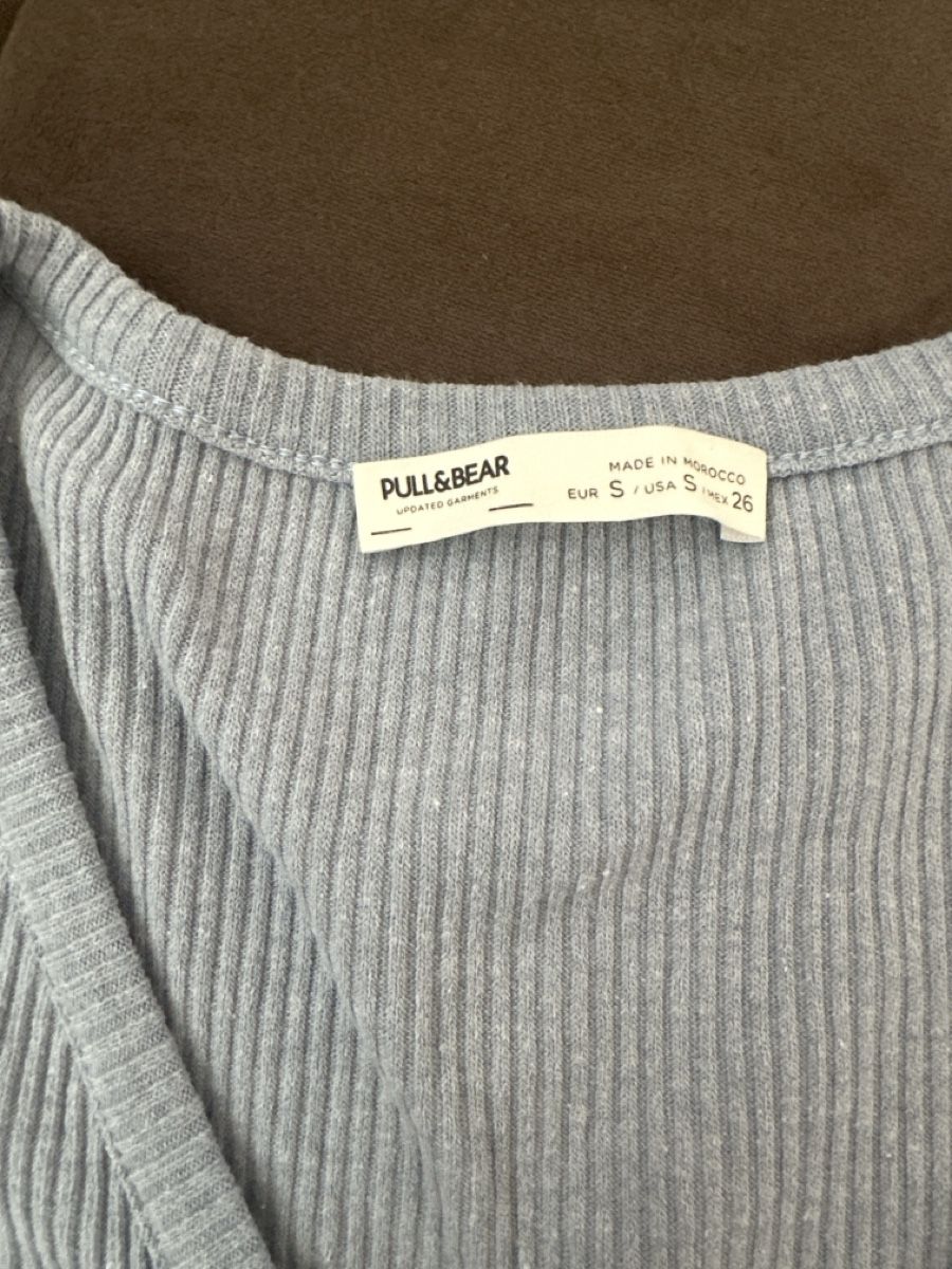 Pull&Bear T-Shirts: Pull & Bear Ripp-Shirt hellblau Grösse S  – Gebraucht aus Diepoldsau von Sonne14 2