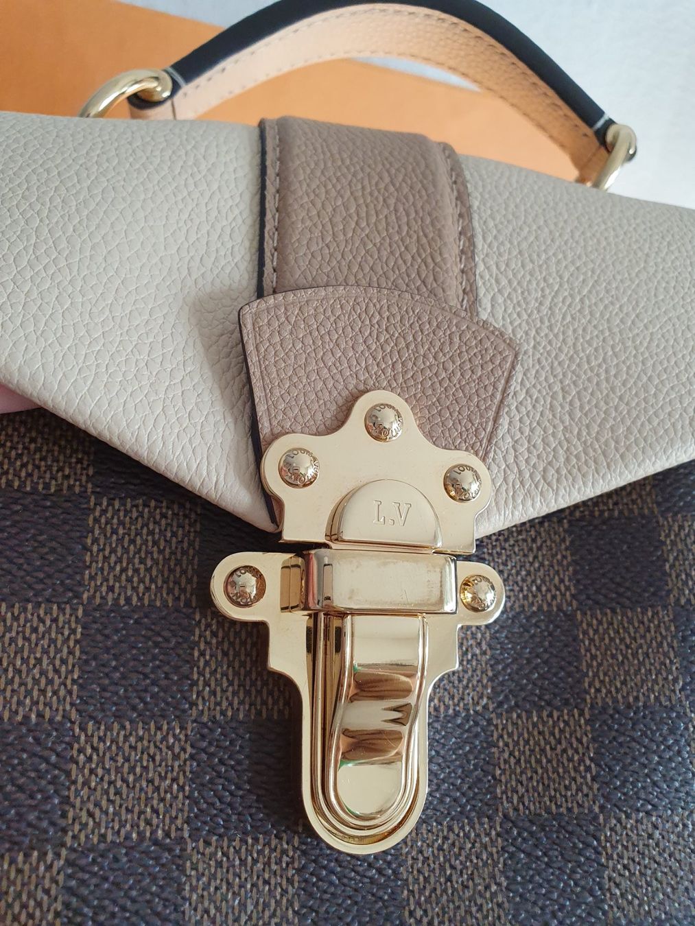 Louis Vuitton Zaini: Louis Vuitton Clapton Rucksack – Usato da Buch am Irchel venduto da mykira 3