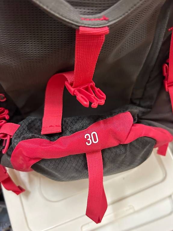 Rucksäcke: Rucksack 30l – Gebraucht aus Zürich von Nia_S 2