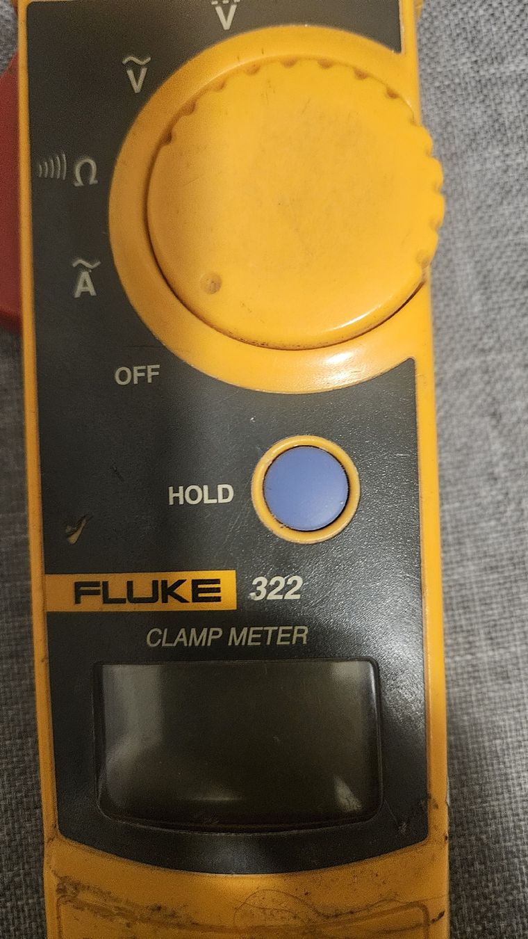 Fluke Misurare: Fluke 322 Clamp Meter - Ideal for Electrical Testing – Difettoso da Sachseln venduto da laz_65cg 2