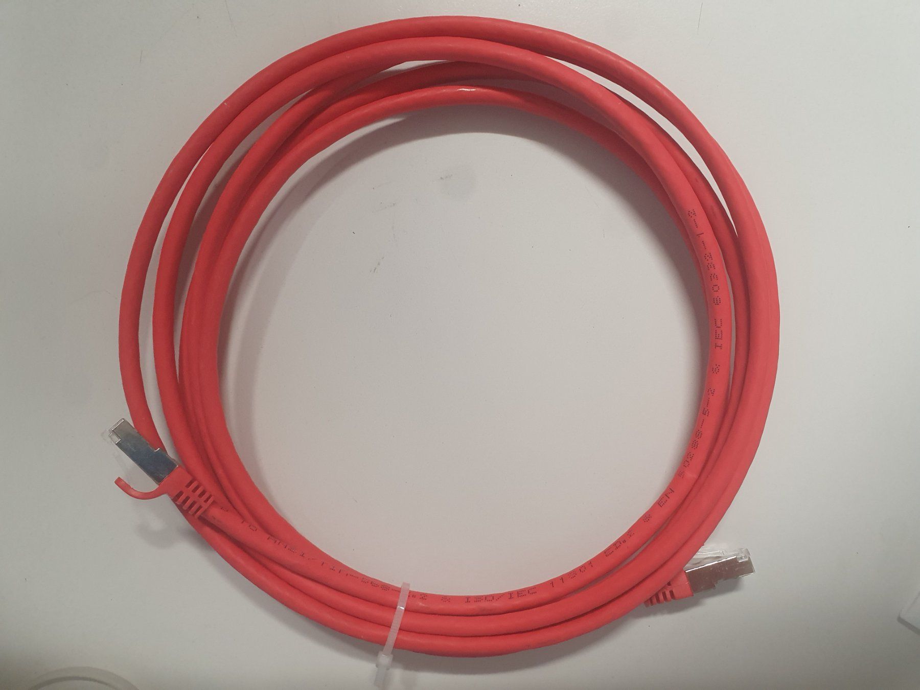 Kabel: 3m Patchkabel Cat6 RJ45 kat6 Ethernetkabel Patch Kabel – Gebraucht aus Zürich von eymen20
