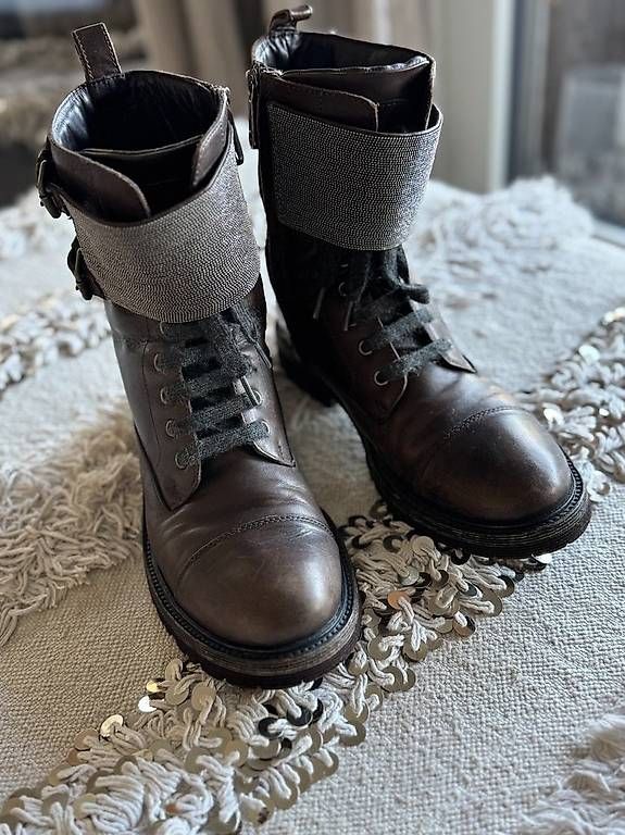 Brunello Cucinelli Scarpe da donna: Brunello Cucinelli Combat Boots, Gr. 40 – Usato da meggen venduto da Njamiro 1