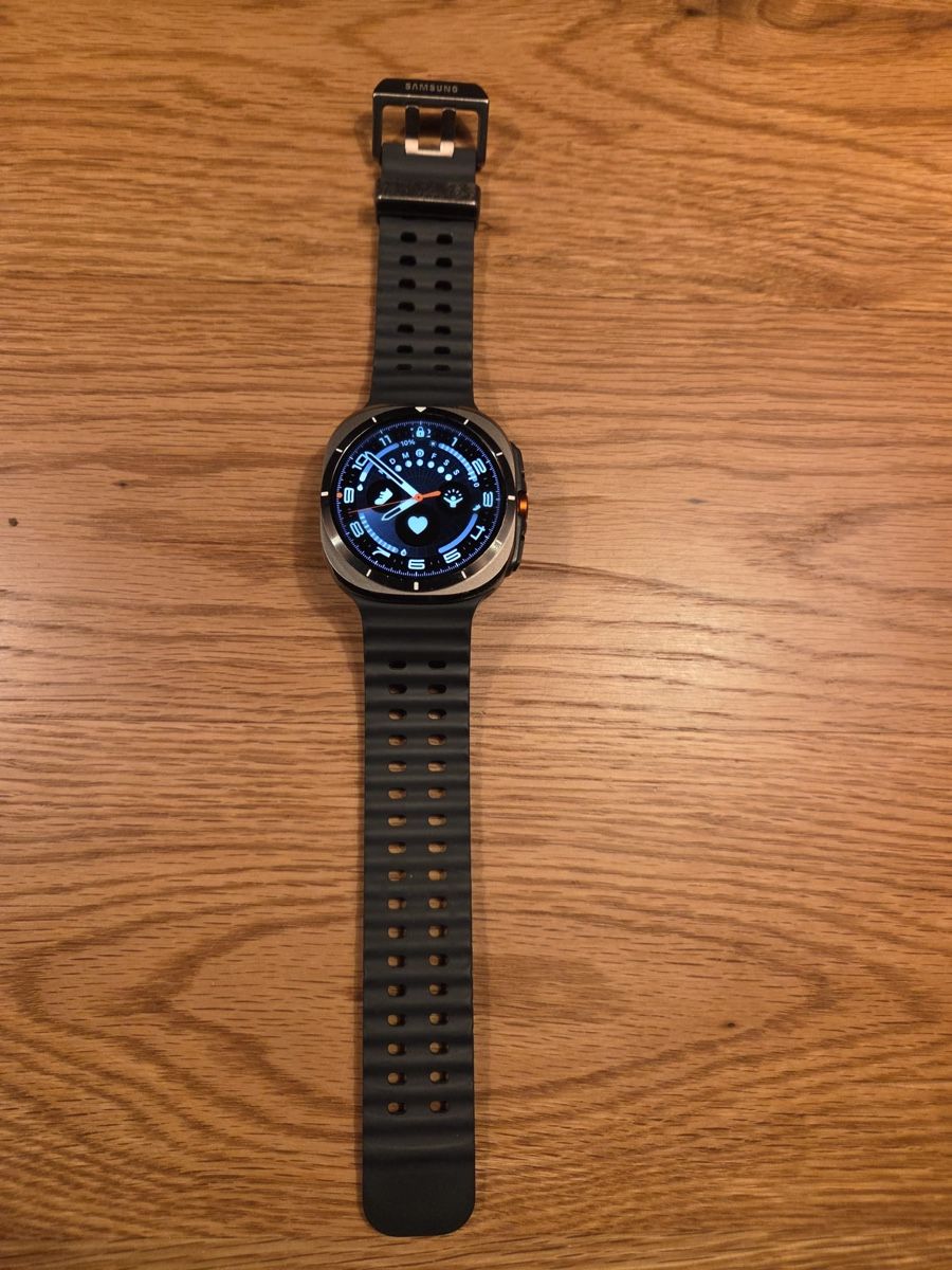 Samsung Smartwatch: Samsung Galaxy Watch Ultra 47mm – Neu (gemäss Beschreibung) aus wil/zh von wattinho