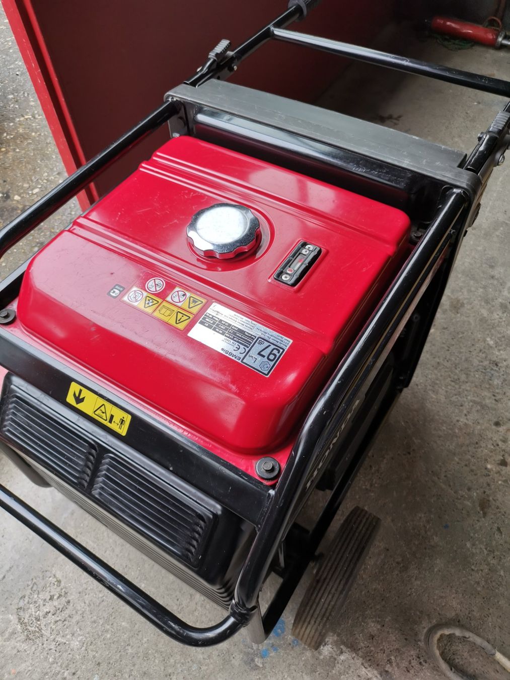 Honda Generatori di corrente: Honda Generator 65is neuwertig – Nuovo (secondo la descrizione) da Zürich venduto da adi0111 7