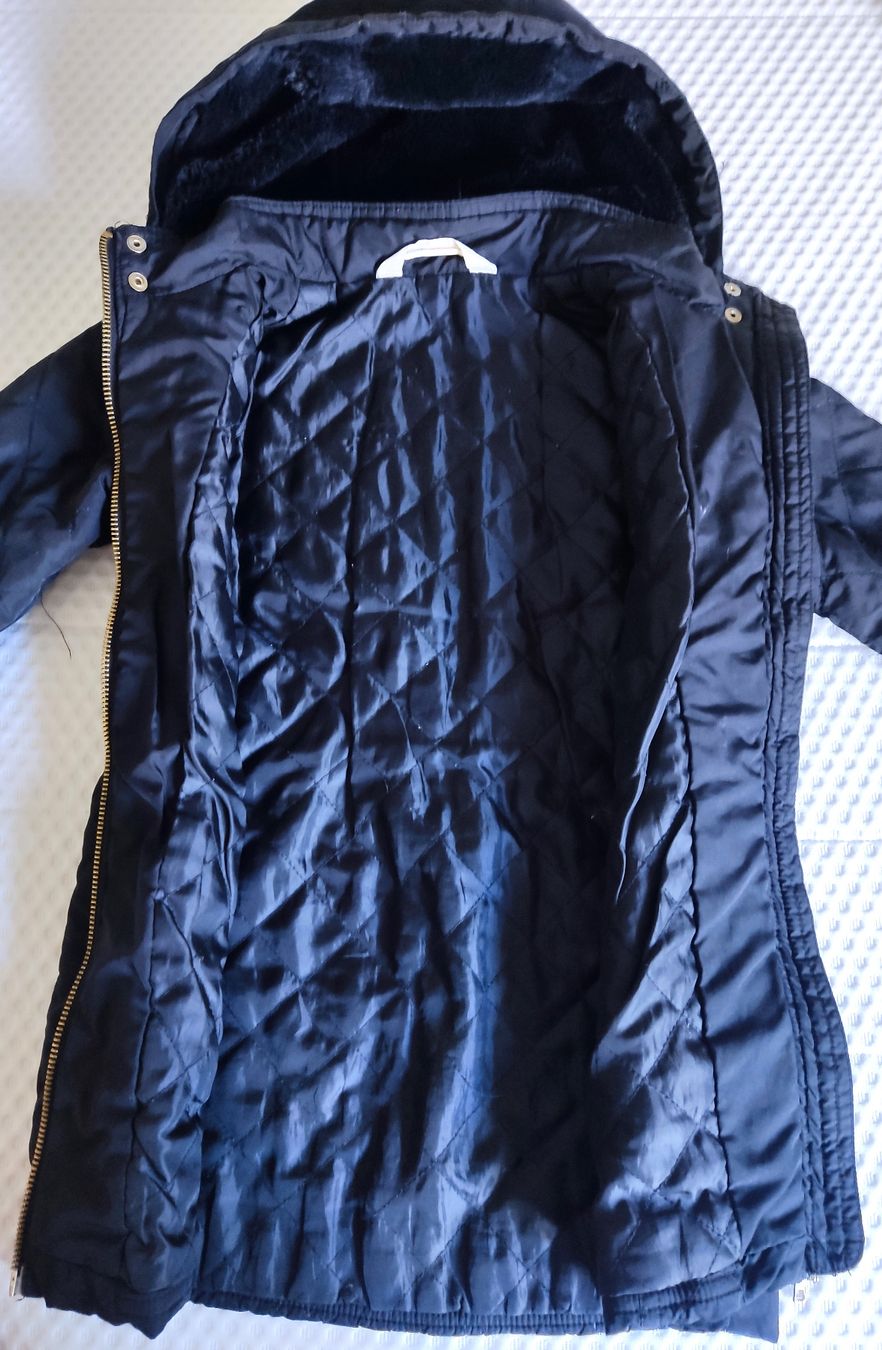 H&M Vestes & Manteaux: H&M Daunenjacke Gr. 98 und 110 – D'occasion à Biel/Bienne par AnikaNah 2