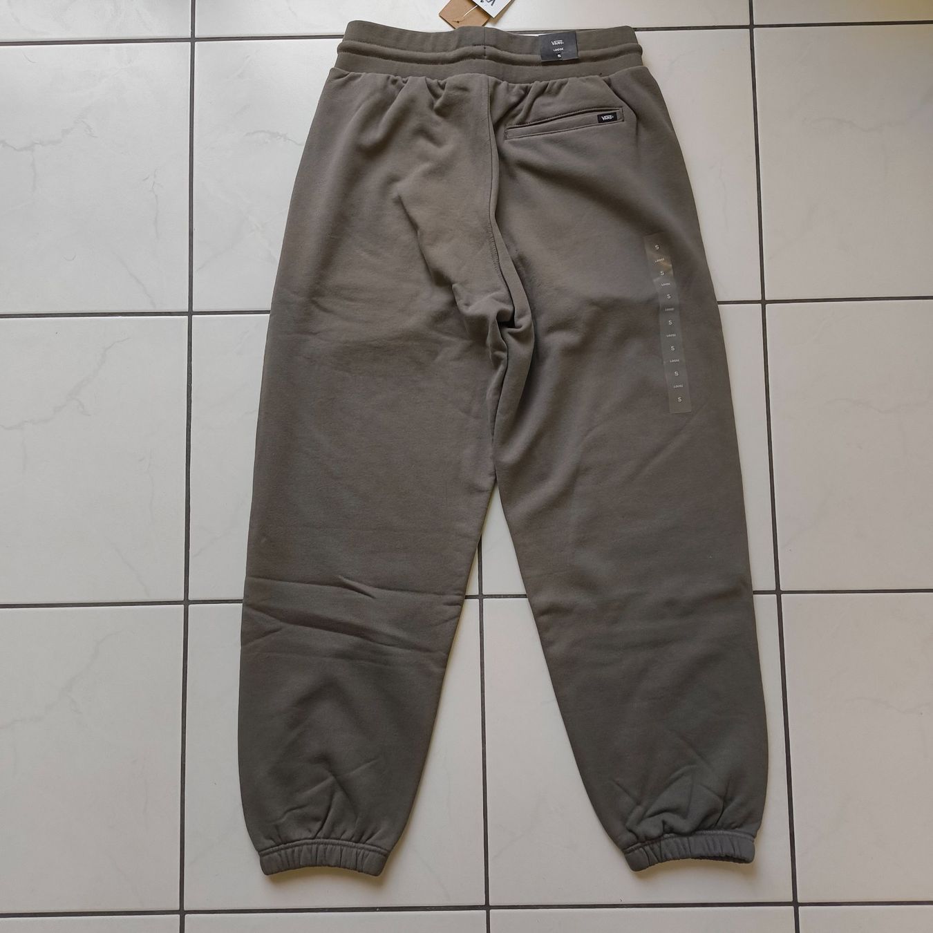 Vans Pantaloni: Vans STANDARD LOOSE PANT, Grösse S – Nuovo e nell'imballaggio originale da Uitikon Waldegg venduto da PJLS1 1