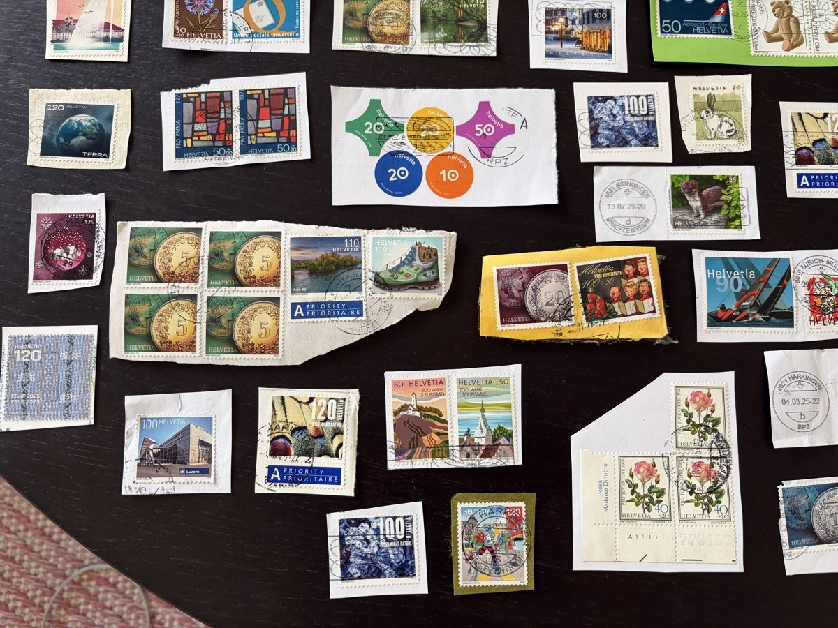 Alle Briefmarken: Neuere CH-Marken zum Ablösen – Gebraucht aus Therwil von rubininio 3