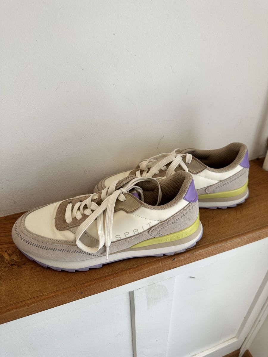 Esprit Scarpe da donna: Sneaker Esprit 36 – Nuovo (secondo la descrizione) da Oetwil am See venduto da abtDesign