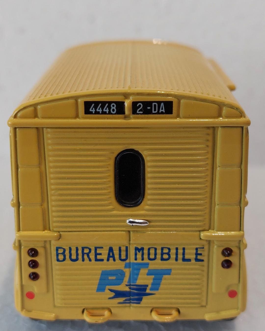 Modellini d'auto: Citroën TYPE H  1964 - PTT Bureau Mobile - Universal Hobbies – Usato da Delémont venduto da Domdom1 5