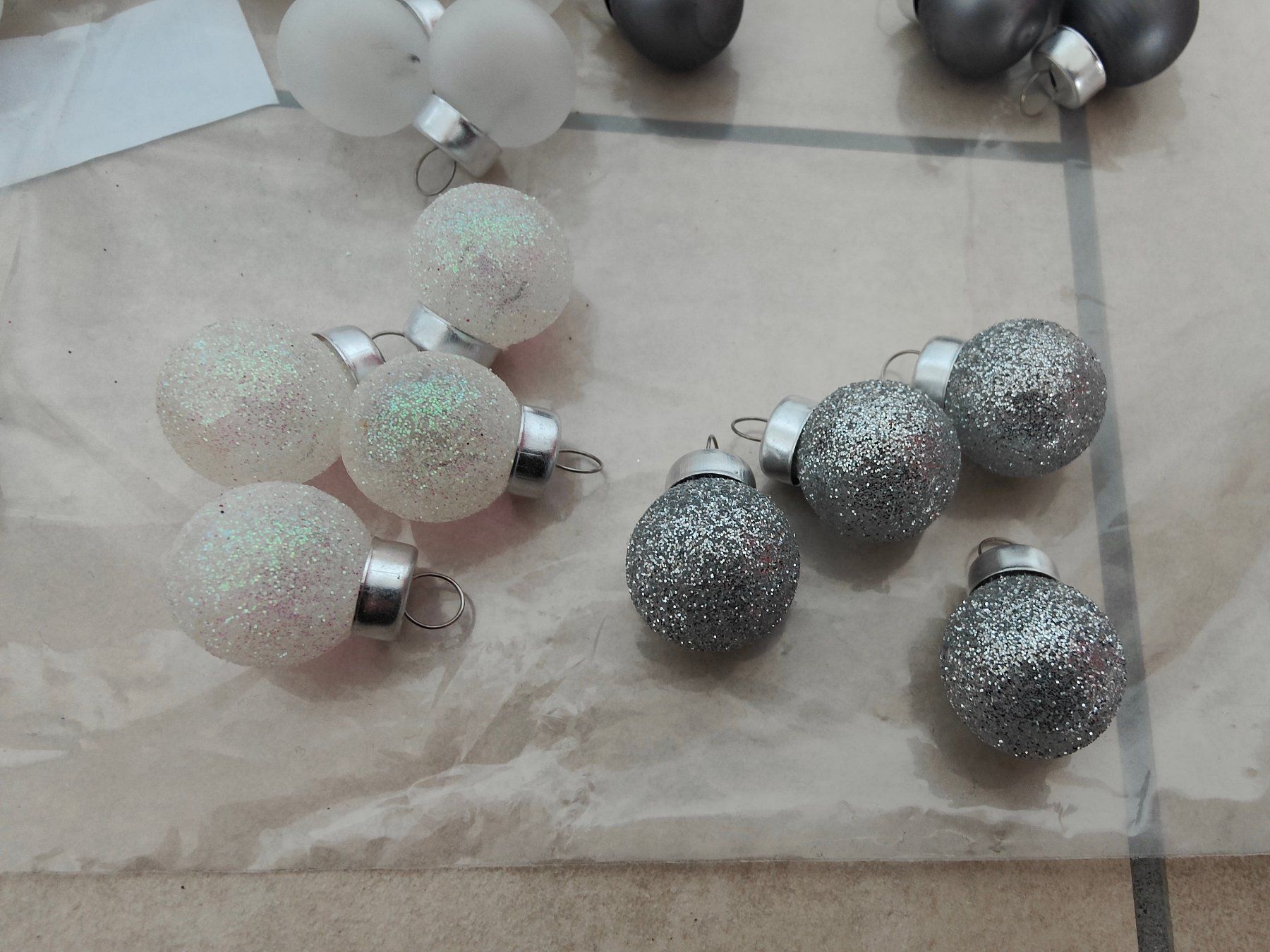 Alle Dekorationen: Mini Weihnachtskugeln – Neu und originalverpackt aus Rickenbach b. Wil von Beautiful.Things 4