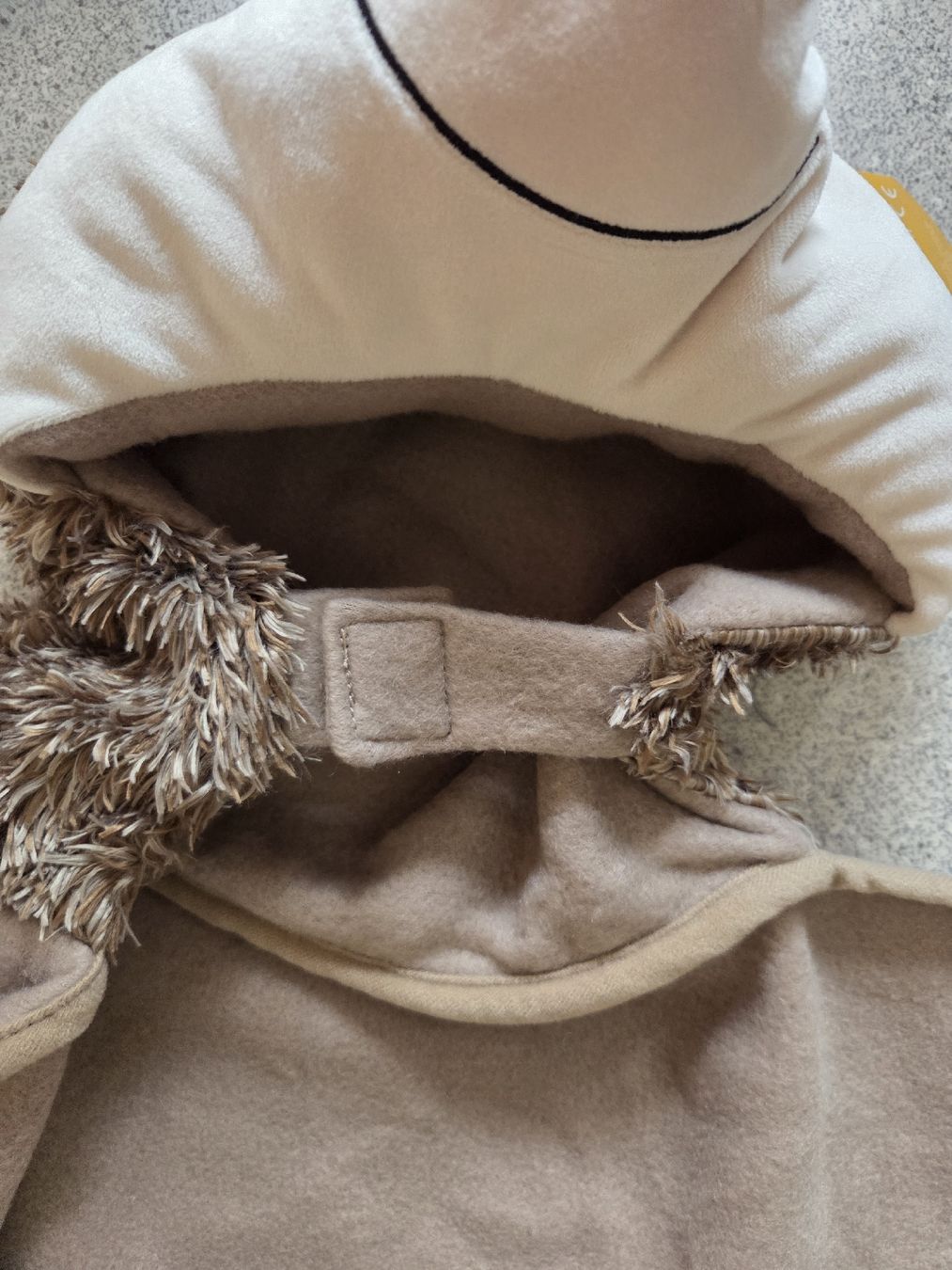 Coperte: Kinder Decke/Mantel Igeli mit Kapuze Neu – Nuovo e nell'imballaggio originale da Winterthur venduto da katzen07 3