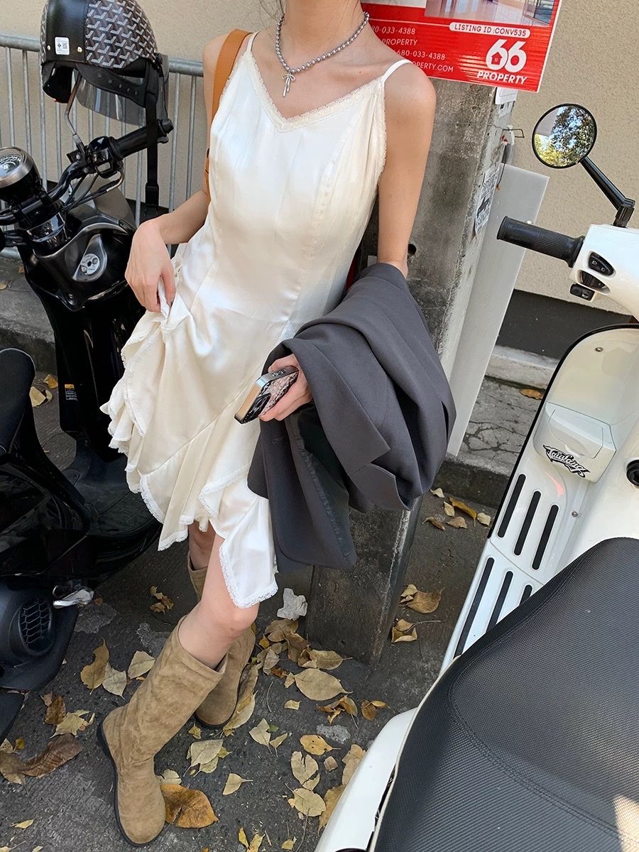 Vestiti: White summer midi dress – Nuovo (secondo la descrizione) da Zürich venduto da rob_n7vd