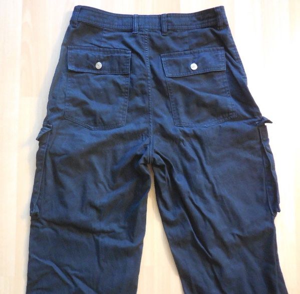 Hosen: Hose schwarz – Gebraucht aus Mollis von fauno197 3