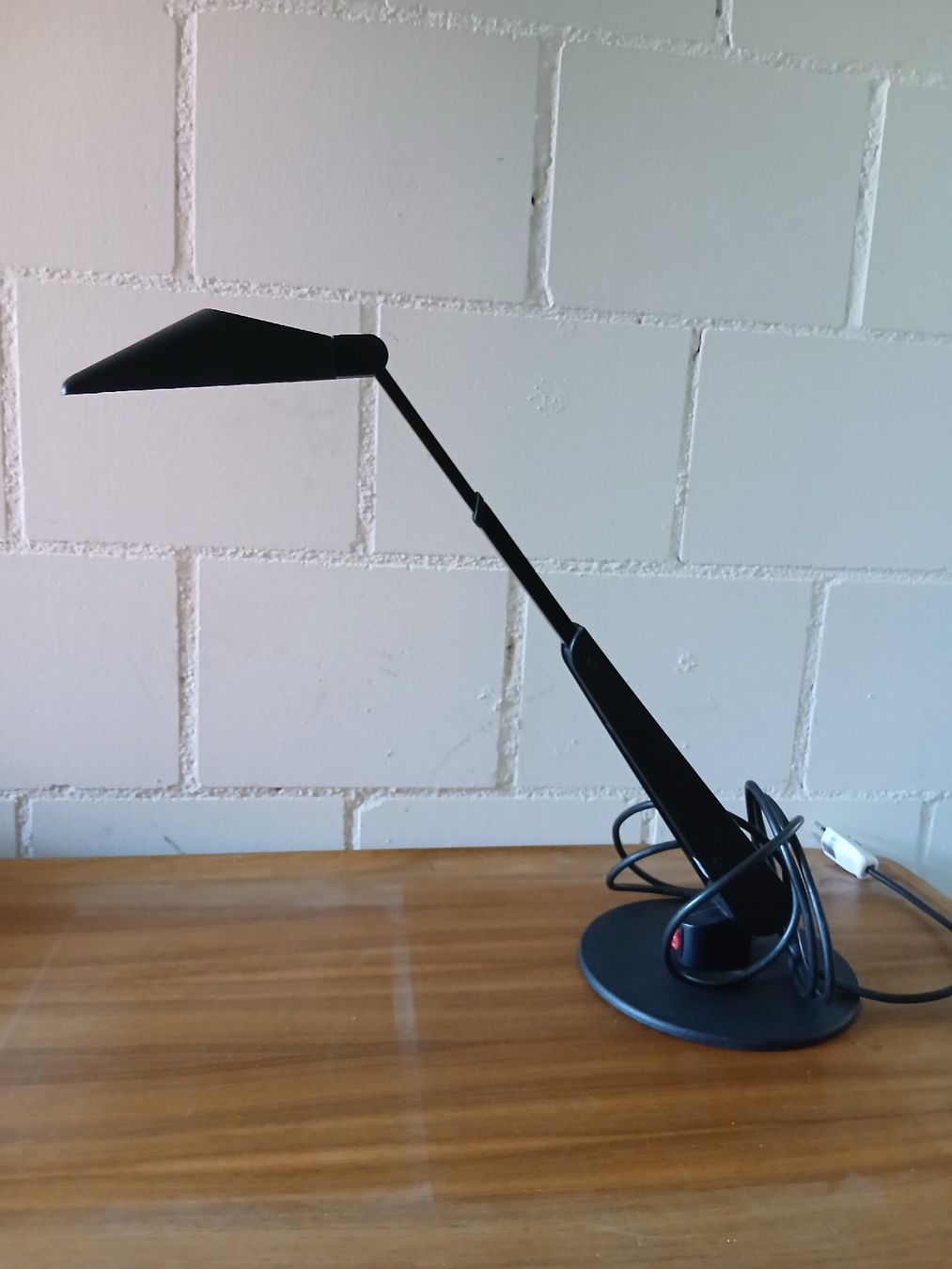 Oluce Lampade: Oluce Personal Table Lamp Bruno Gecchelin Design Italy – Usato da Zürich venduto da pc2_tc9c 4